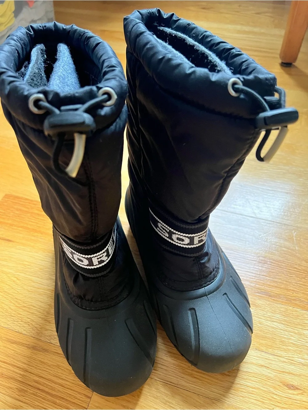 Sorel size 2Y Black Snow Boot - Insulated Winter Footwear